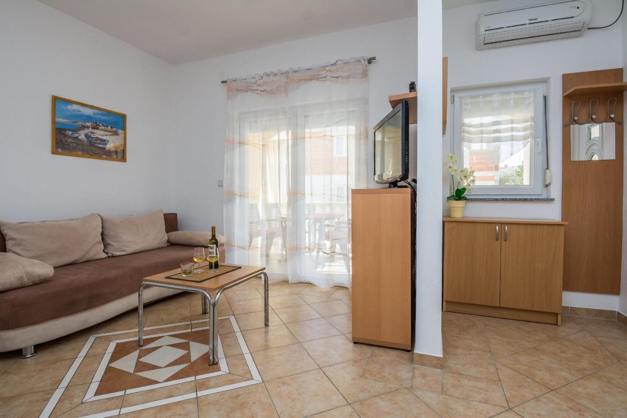 Apartments Sarlija Vir Kültér fotó